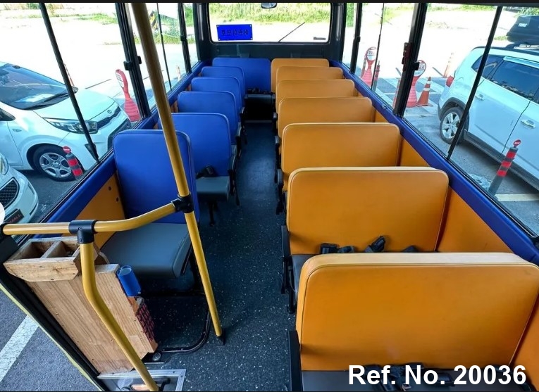  Hyundai / New County Stock No. 20036